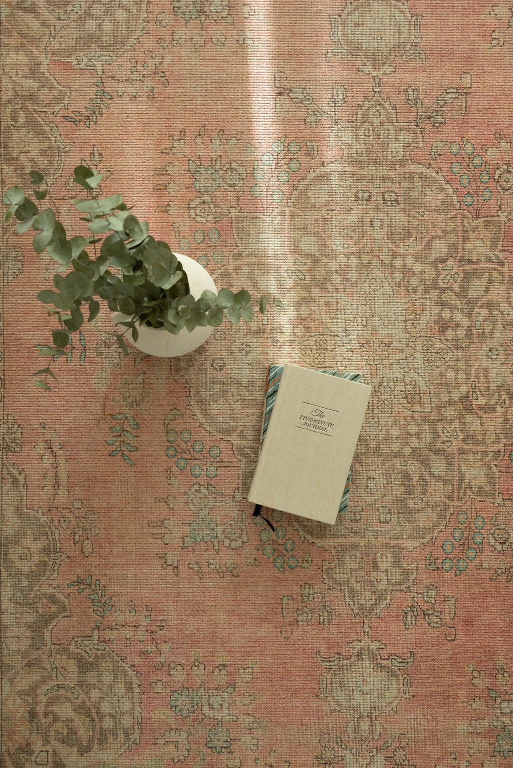 Tappeto vintage Ozge Lomé
